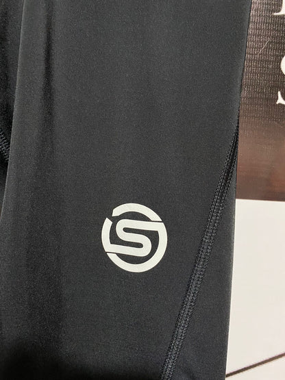 SKINS|M|WAIST 24|BLACK COMPRESSION LEGGINGS