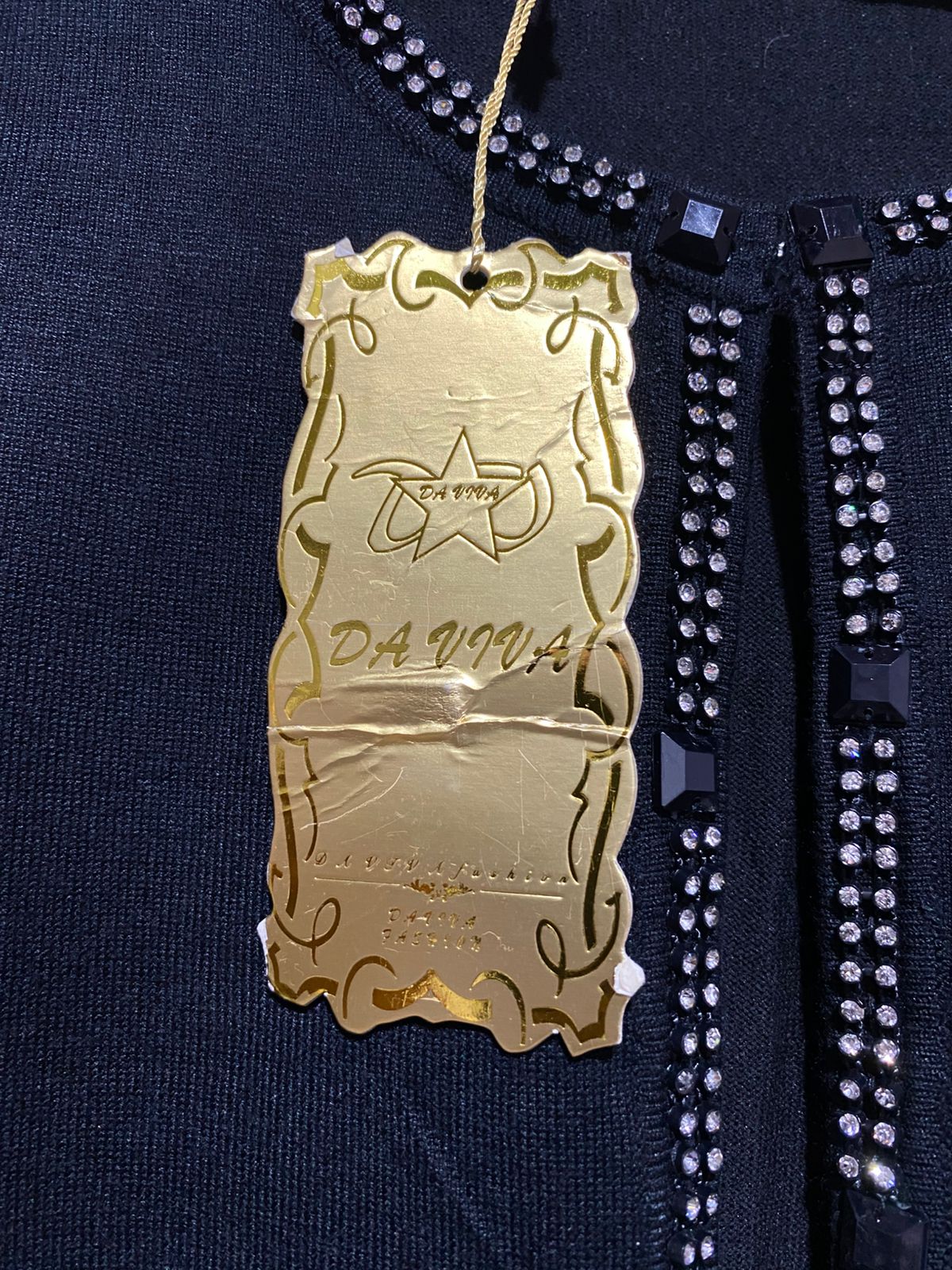 DAVIVA |M\L| BUST 17| black cardigan featuring rhinestone