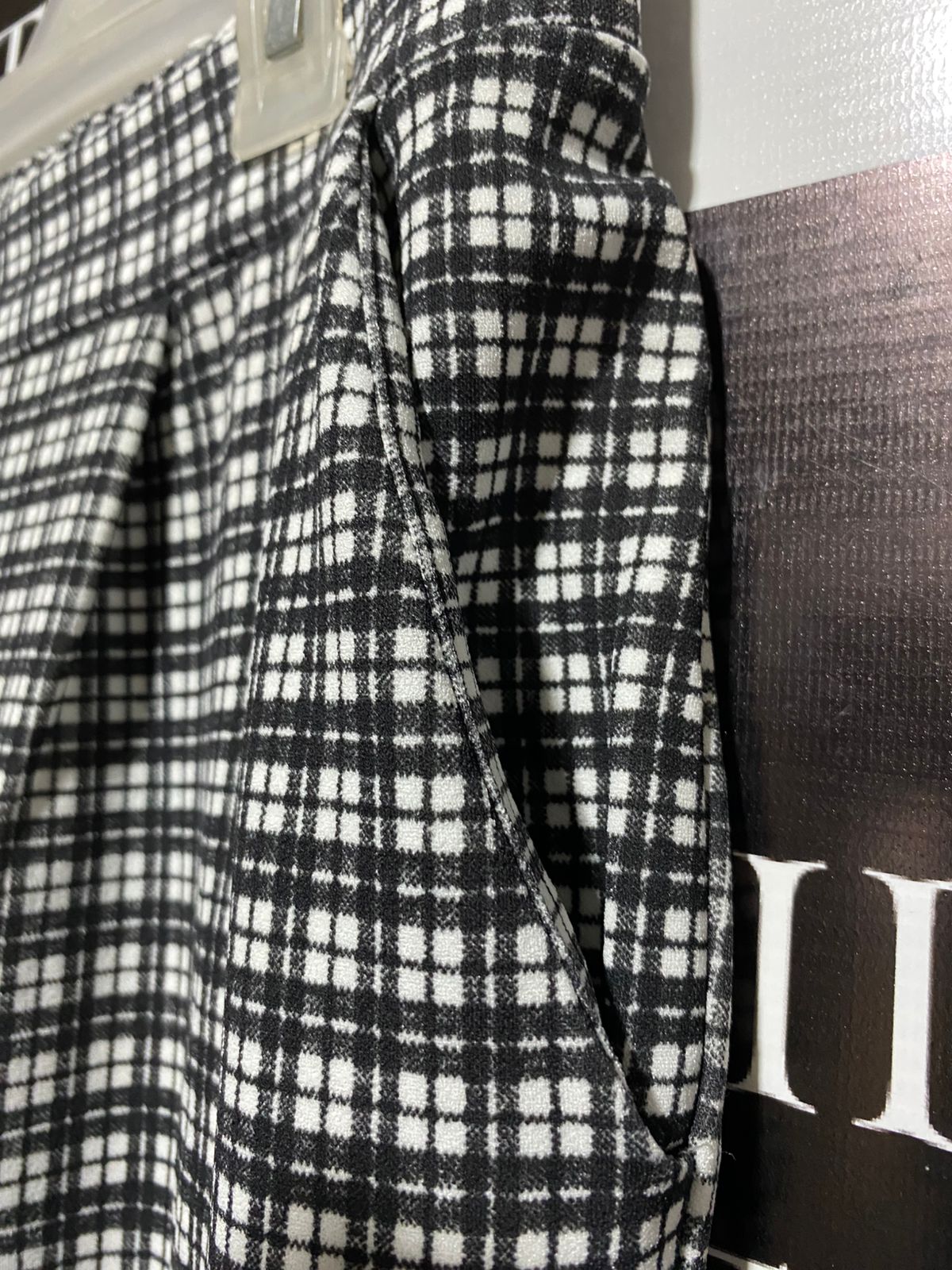 PRIMARK |M| WAIST 28| black and white checked trousers