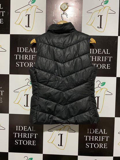 GAP |S| BUST 19|  Black High-Collar Puffer Vest