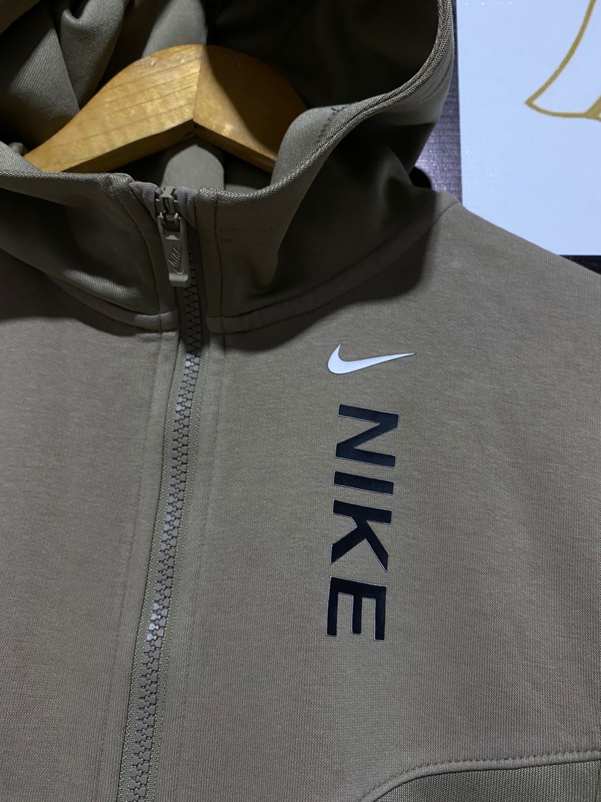 NIKE |XL| BUST 19| Sportswear Hybrid Full-Zip Hoodie