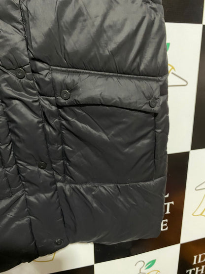ZARA |L| BUST 20| Black Hooded Puffer Gilet