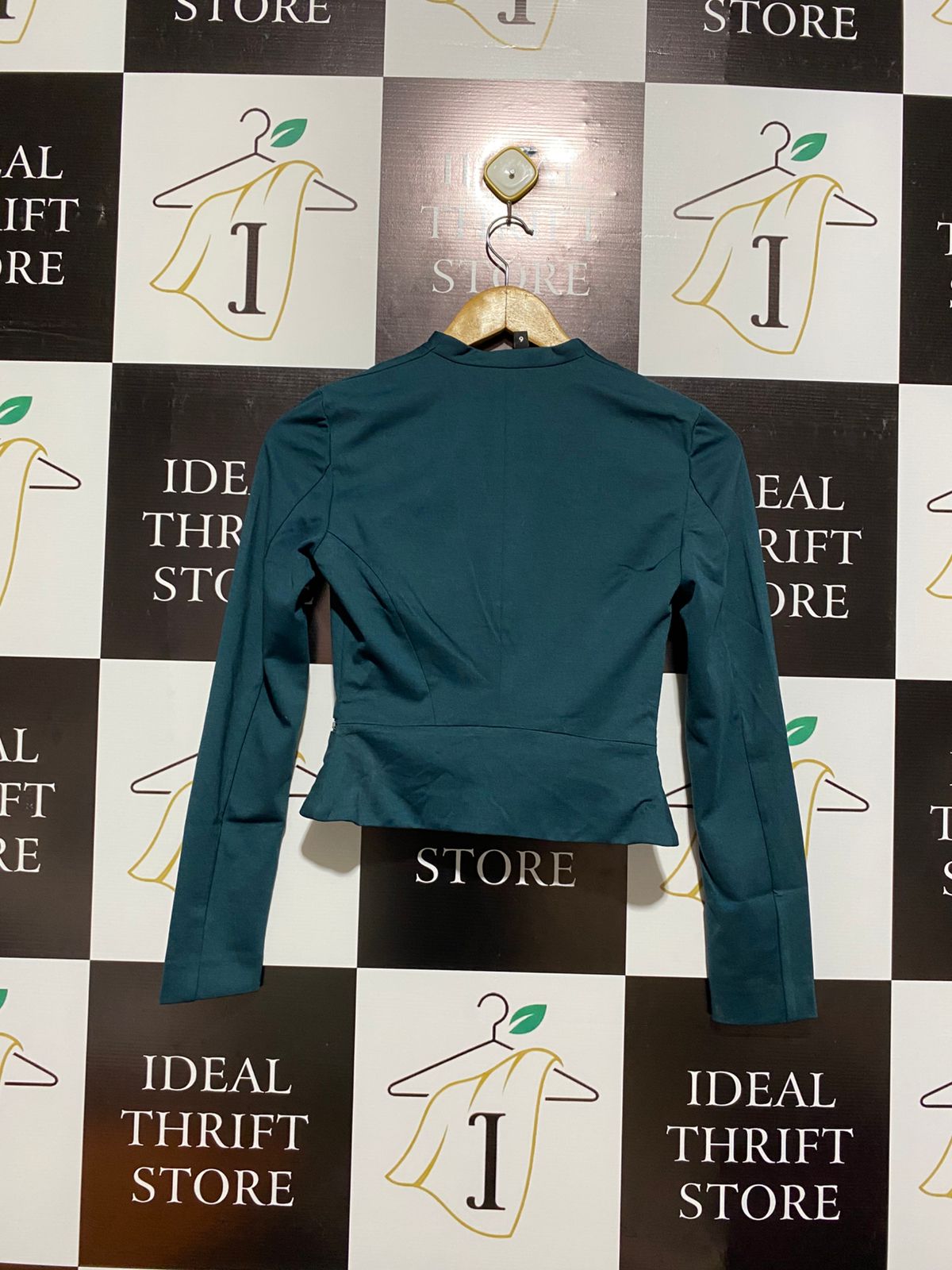 DIVIDED |S| BUST 15| Cropped Teal Blazer