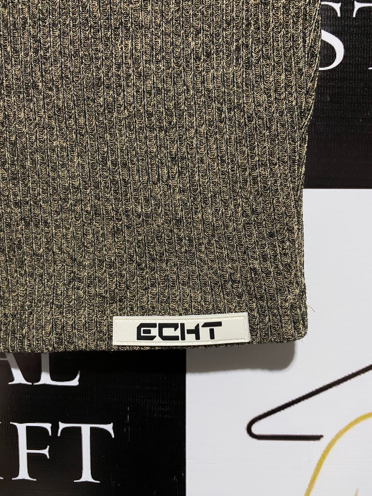 ECHT |S| BUST 15| C1| Cropped Ribbed Knit T-shirt