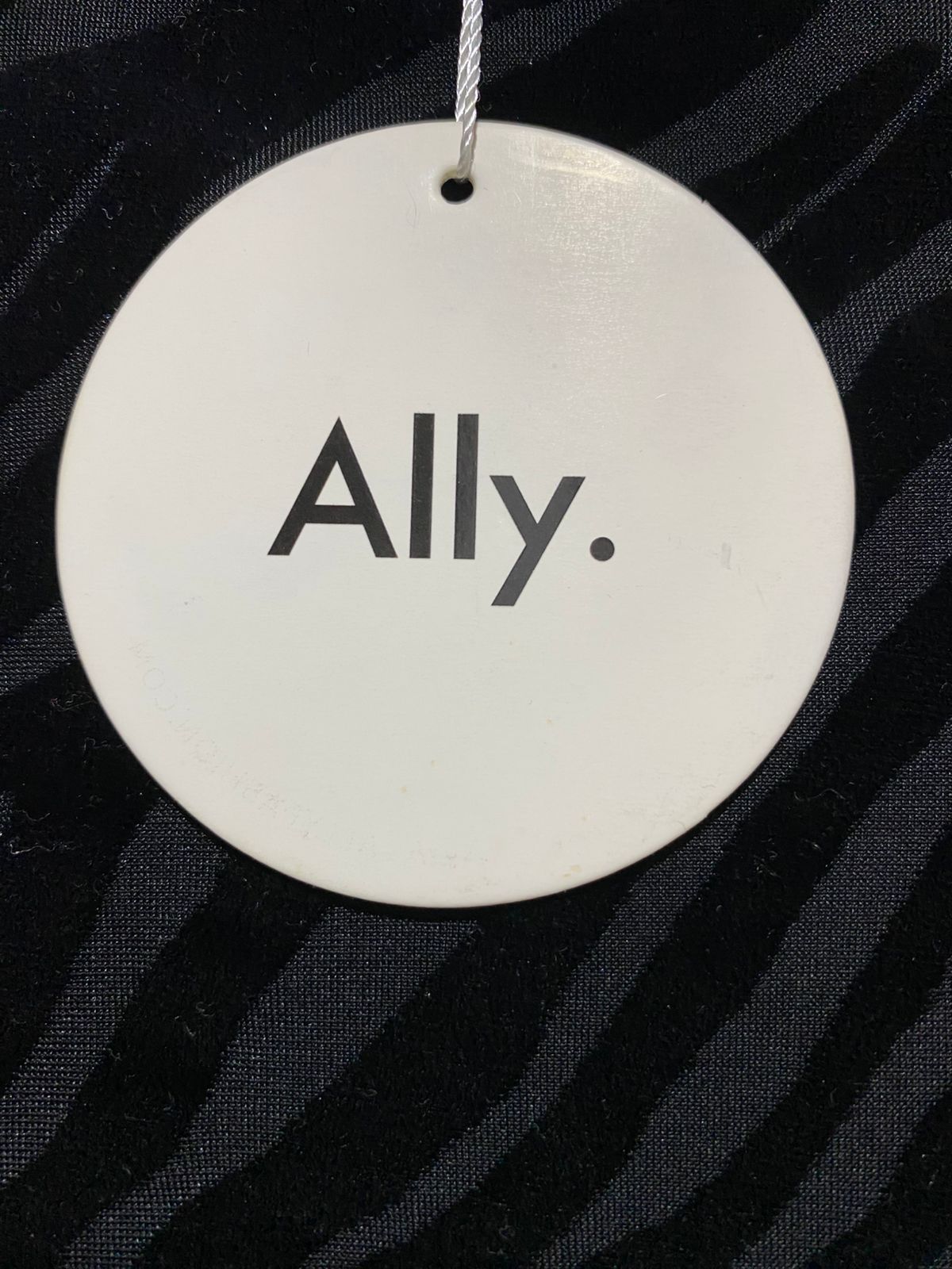 ALLY |XS| BUST 13| Black and Grey Zebra Print Cropped Top