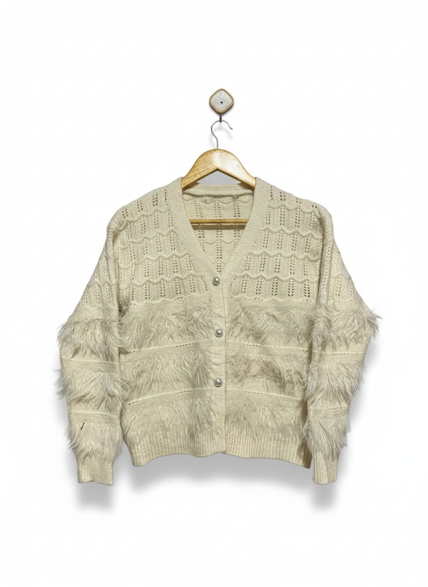 Cream Or Ivory Shaggy Knit Cardigan |L| BUST 19|