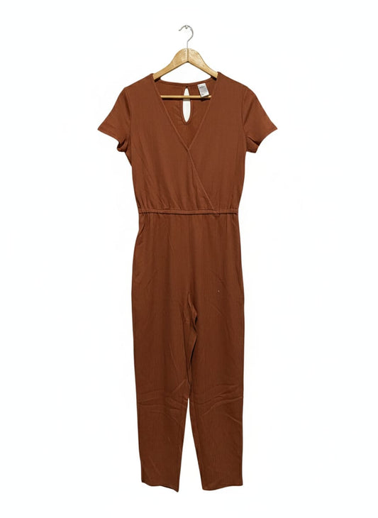 ANKO |M| BUST 17| Short-Sleeve Wrap Jumpsuit in a Terracotta/Burnt Orange