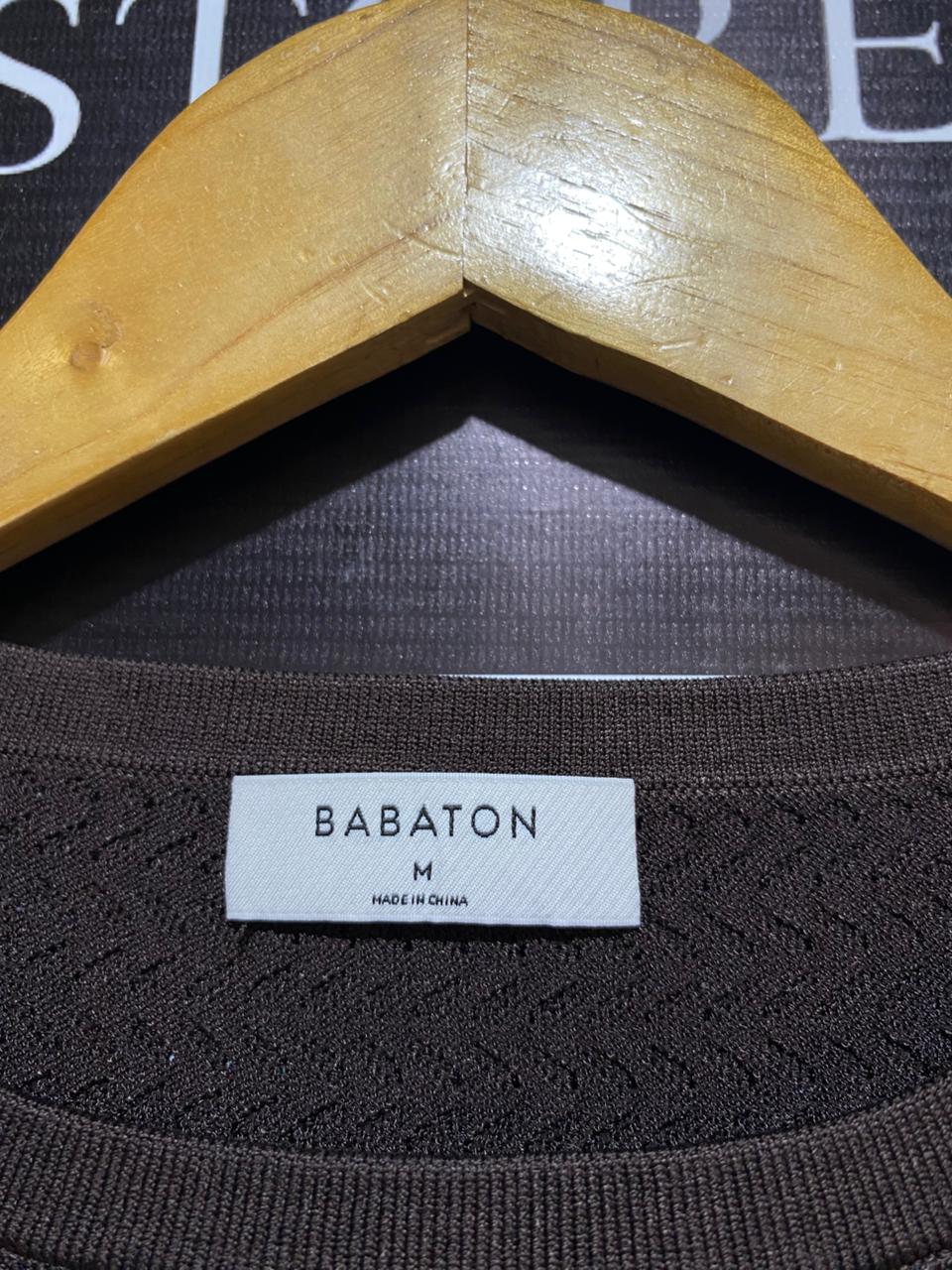 BABATON |M| BUST 13| Cropped Sleeveless Knit Top