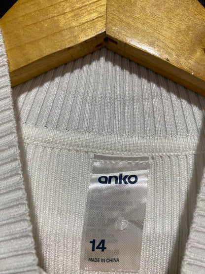 ANKO |S| BUST 15| Cropped Mock-Neck Sweater in a White/Cream and Black Stripe Pattern