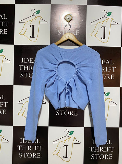 SUPRE |S/M| BUST 19| C1| Cropped Crewneck Sweater in a Light Periwinkle Blue