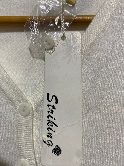 STRIKING| M/L| BUST 15| Fitted Ribbed Knit V-Neck Cardigan in a White or Cream