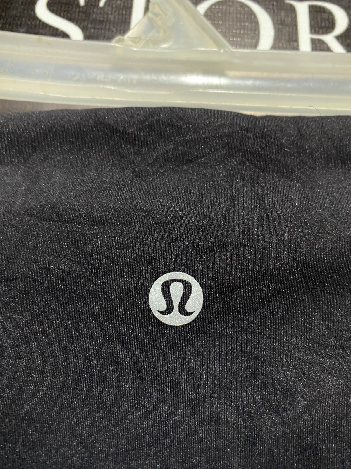 LULULEMON |XS| WAIST 20|  Black Athletic Leggings