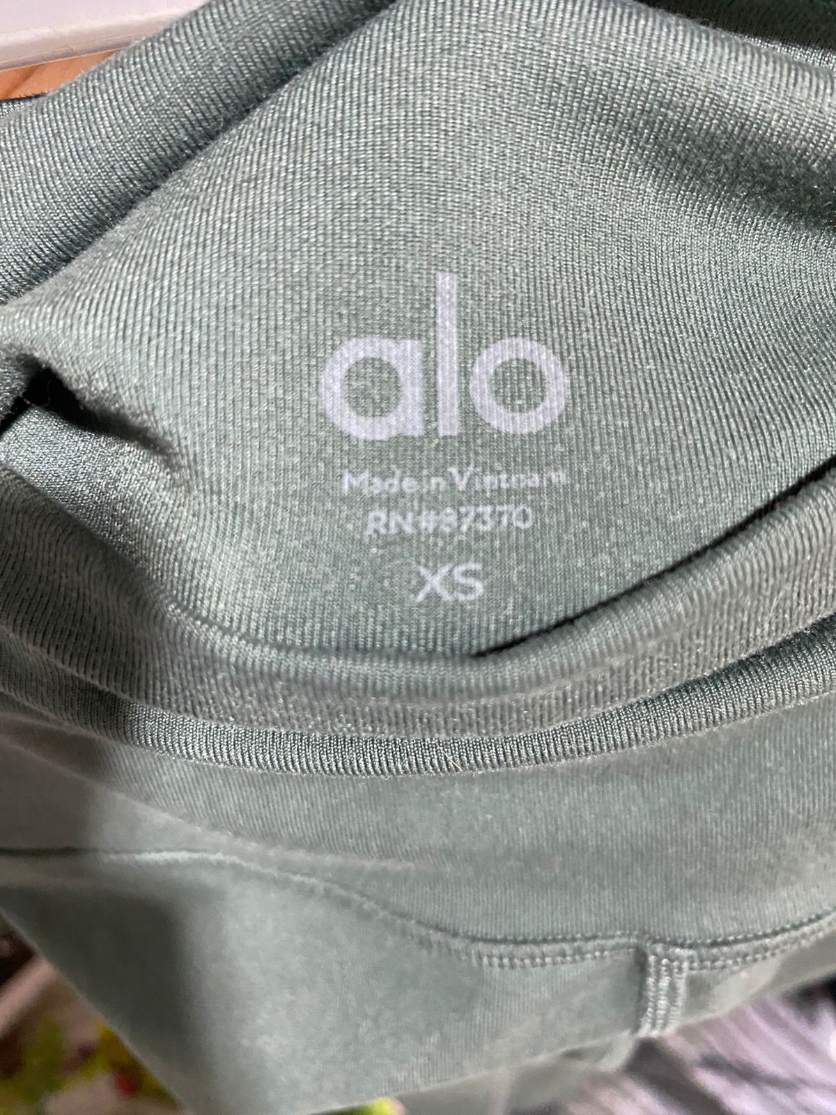 ALO |XS| WAIST 22| Olive Green High-Waisted Athletic Leggings