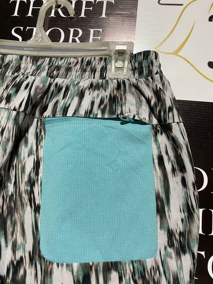LULULEMON |M| WAIST 28| Under Armour UA Tech Printed Shorts