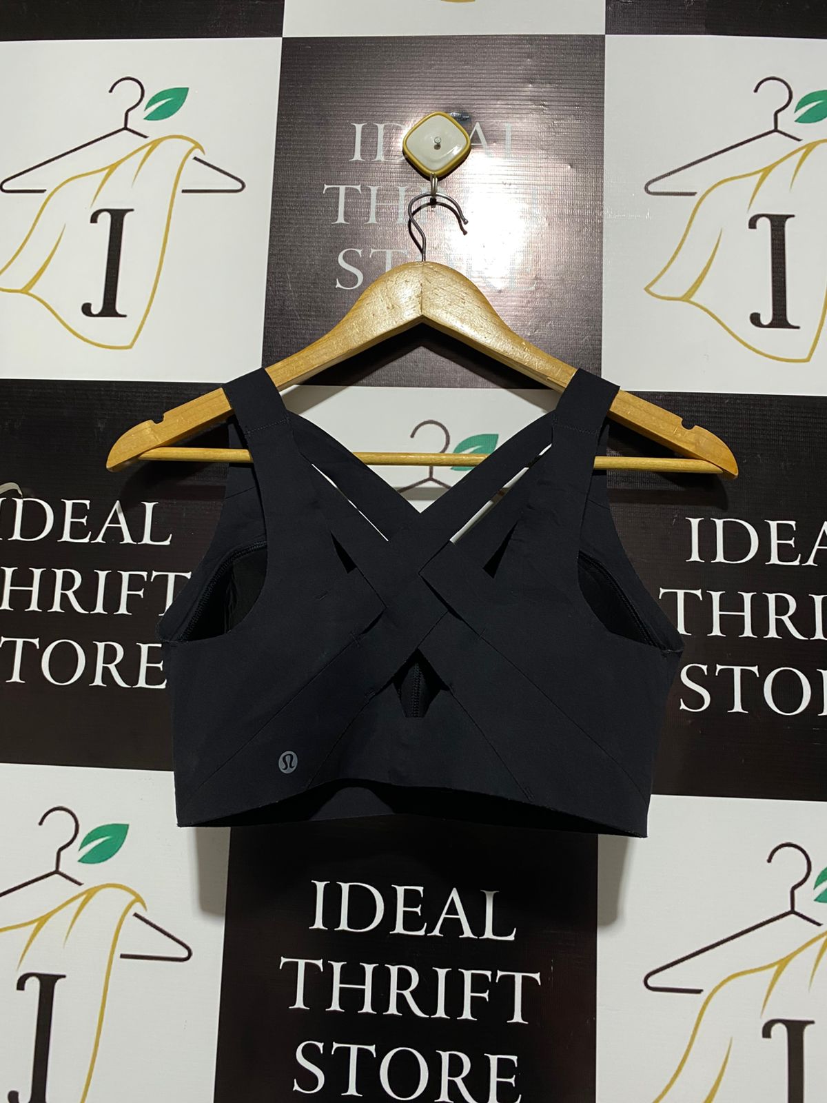 LULULEMON |XS| BUST 12| Enlite Weave-Back Bra