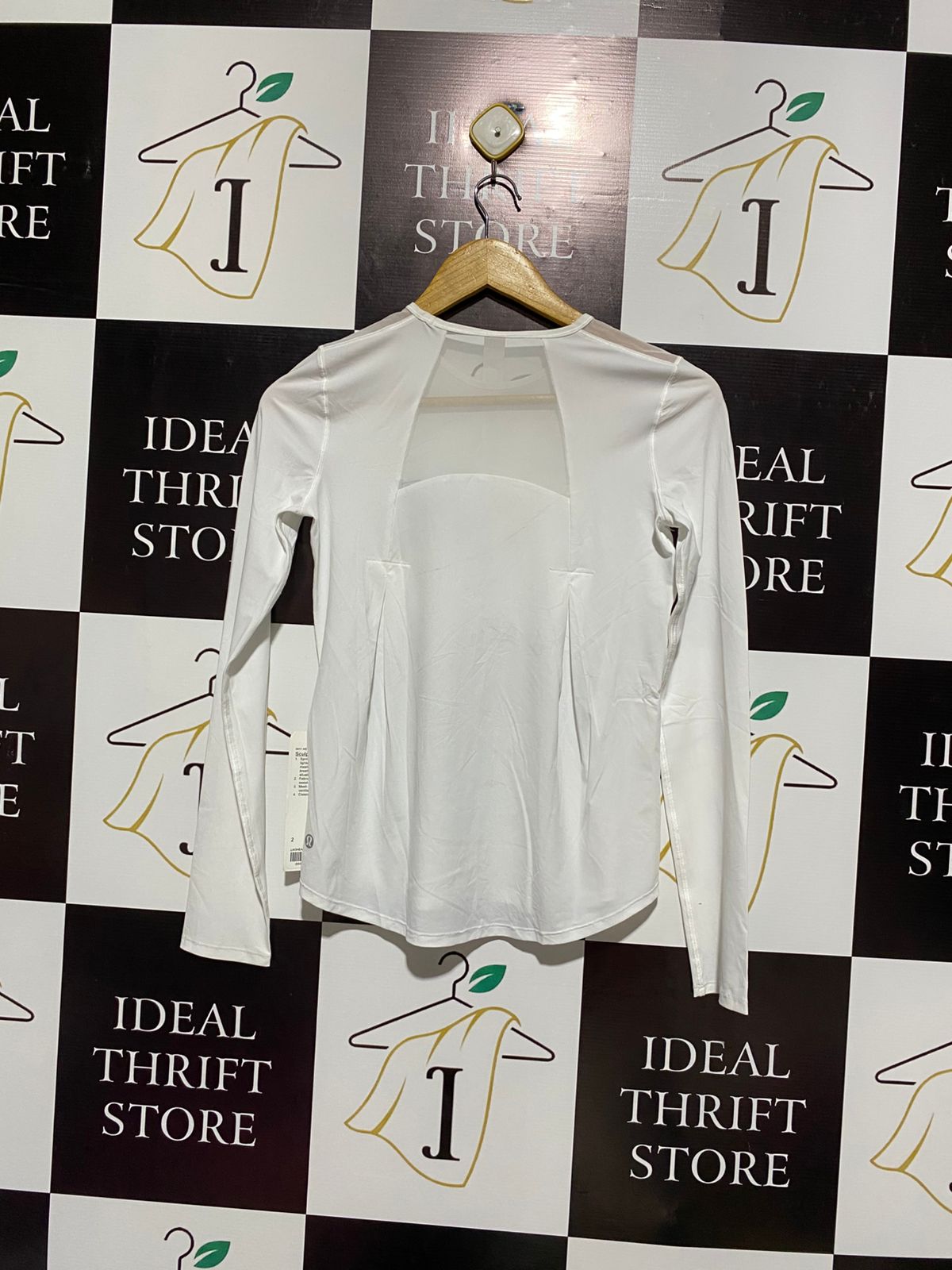 LULULEMON |M| BUST 16| Msailing Burgee White Manasquan Girls Basketball Long Sleeve Dri Fit