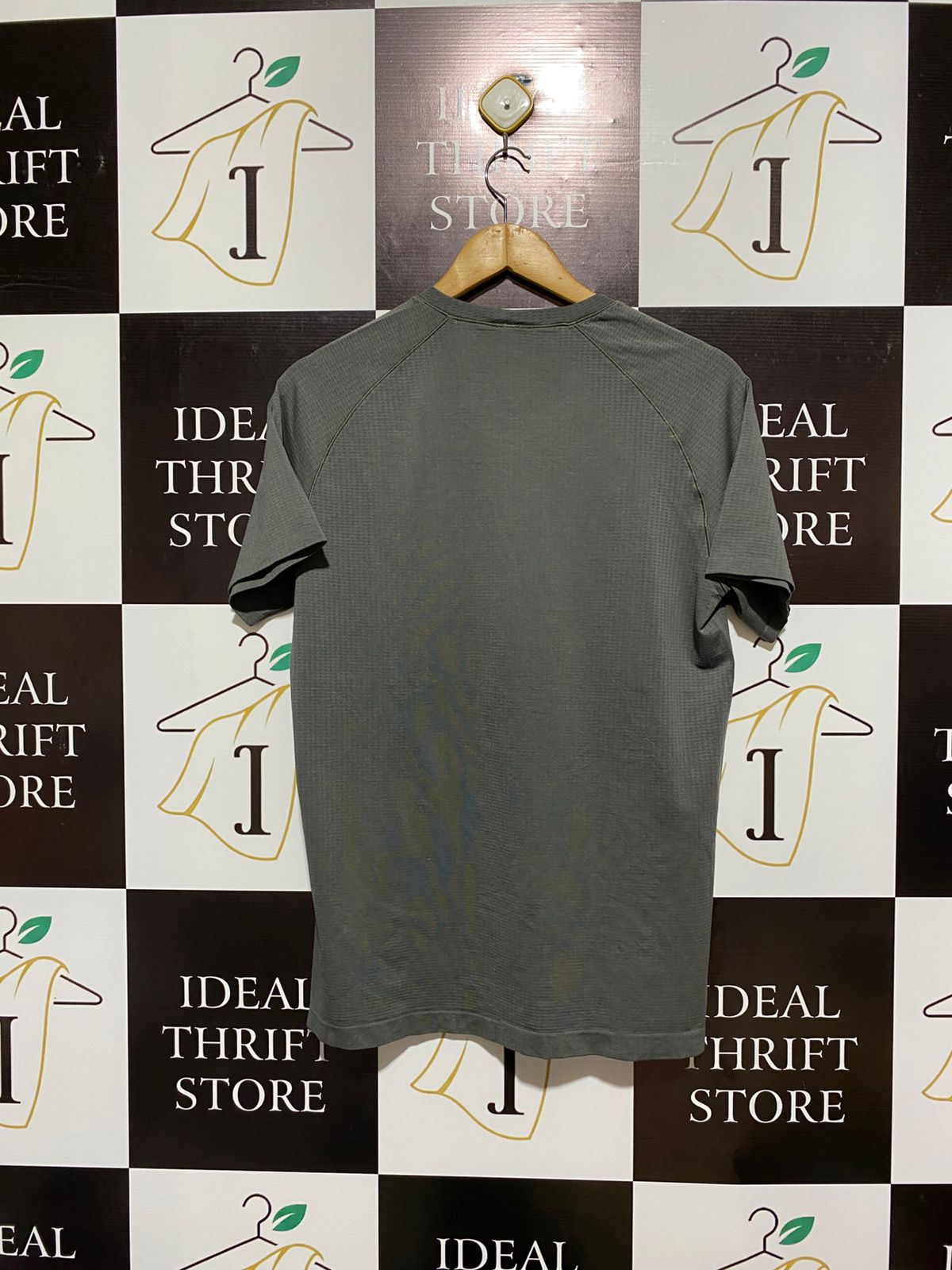 LULULEMON |M| BUST 19| Metal Vent Tech Short Sleeve Shirt