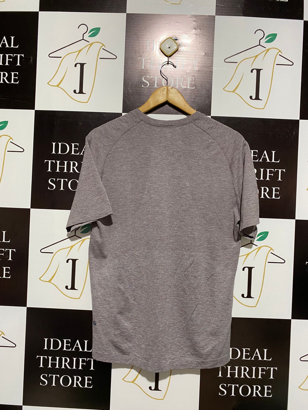 LULULEMON |M| BUST 19| Metal Vent Tech Short-Sleeve Shirt