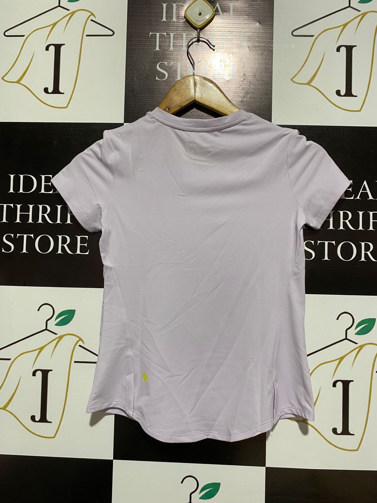 MOODYTIGER |S| BUST 14|B16|Women's Lightweight Seamless Performance T-Shirt