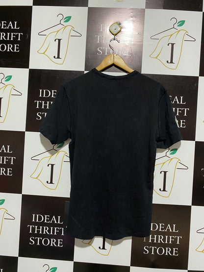 LULULEMON |L| BUST 19| Black T-Shirt with Geometric Graphic