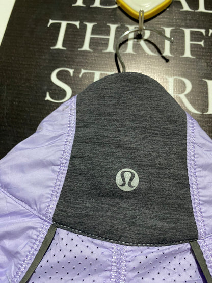 LULULEMON |M| BUST 17| Fitted, Full-Zip Closure, High Neck, Long Sleeves Essential Jacket