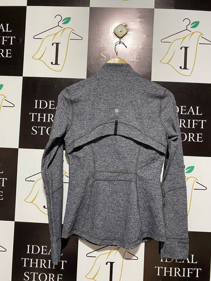 LULULEMON |M| BUST 17| fitting, full zip, stand collar, and hip length Define Jacket