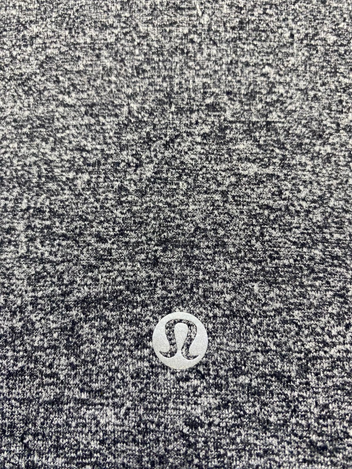 LULULEMON |M| BUST 17| fitting, full zip, stand collar, and hip length Define Jacket