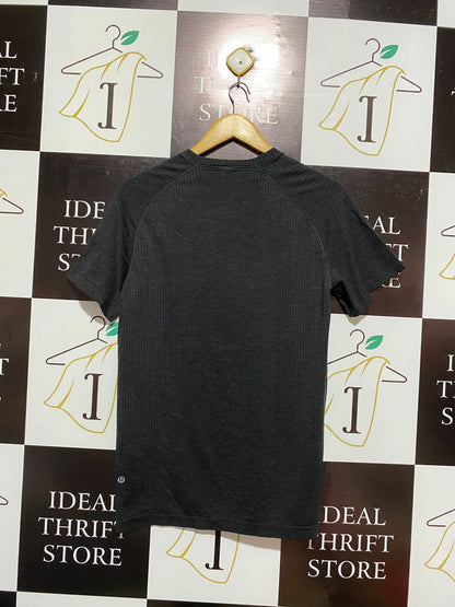 LULULEMON |L| BUST 19|  Metal Vent Tech Short-Sleeve Shirt