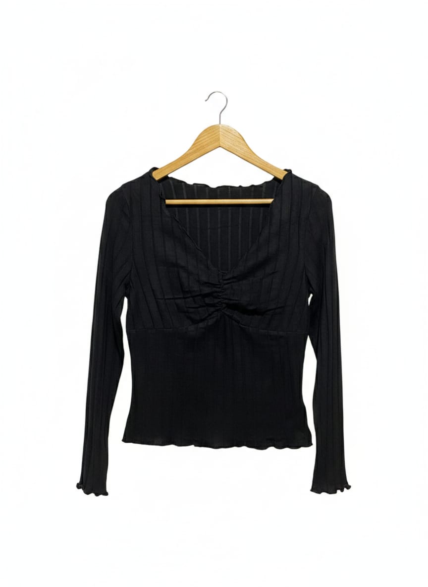 SHEIN |L| BUST 16 | Ruched or Gathered Detail at The V-Neck