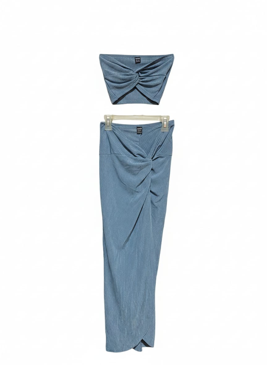 LONESS |XS| BUST | Matching Ribbed Twist Front Crop Top and Midi Skirt Set