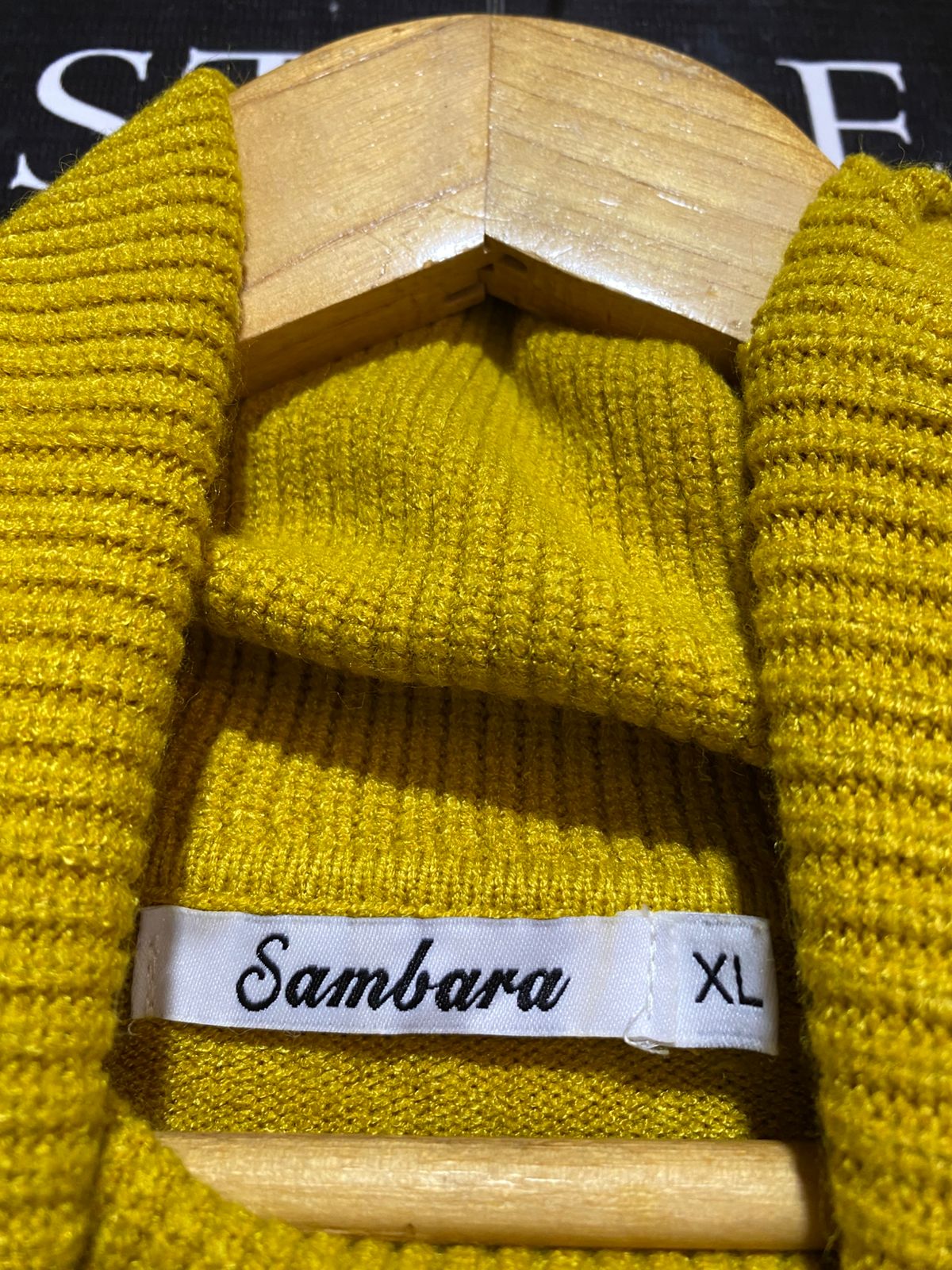 SAMBARA |XL| Oversized, Mustard Yellow Turtleneck Sweater