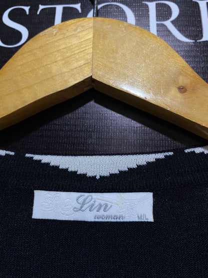 LIN WOMAM |M/ L| Black and White Striped V-Neck Cardigan