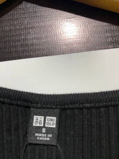 UNIQLO |S| BUST 20| Black Long-Sleeve Ribbed Top
