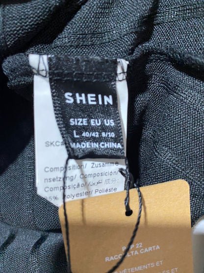SHEIN |L| BUST 16 | Ruched or Gathered Detail at The V-Neck