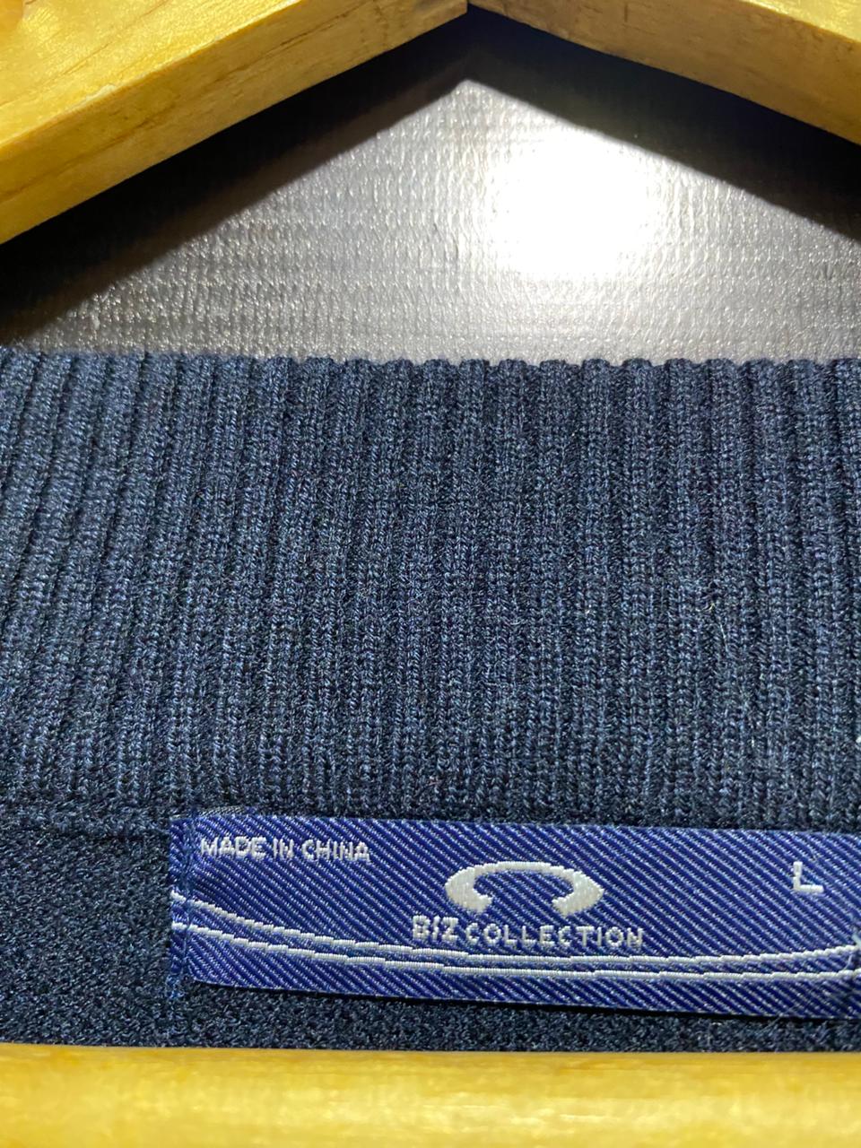 BIZ COLLECTION |L| BUST 17| Navy Blue 3/4-Sleeve Knit Top or Light Sweater