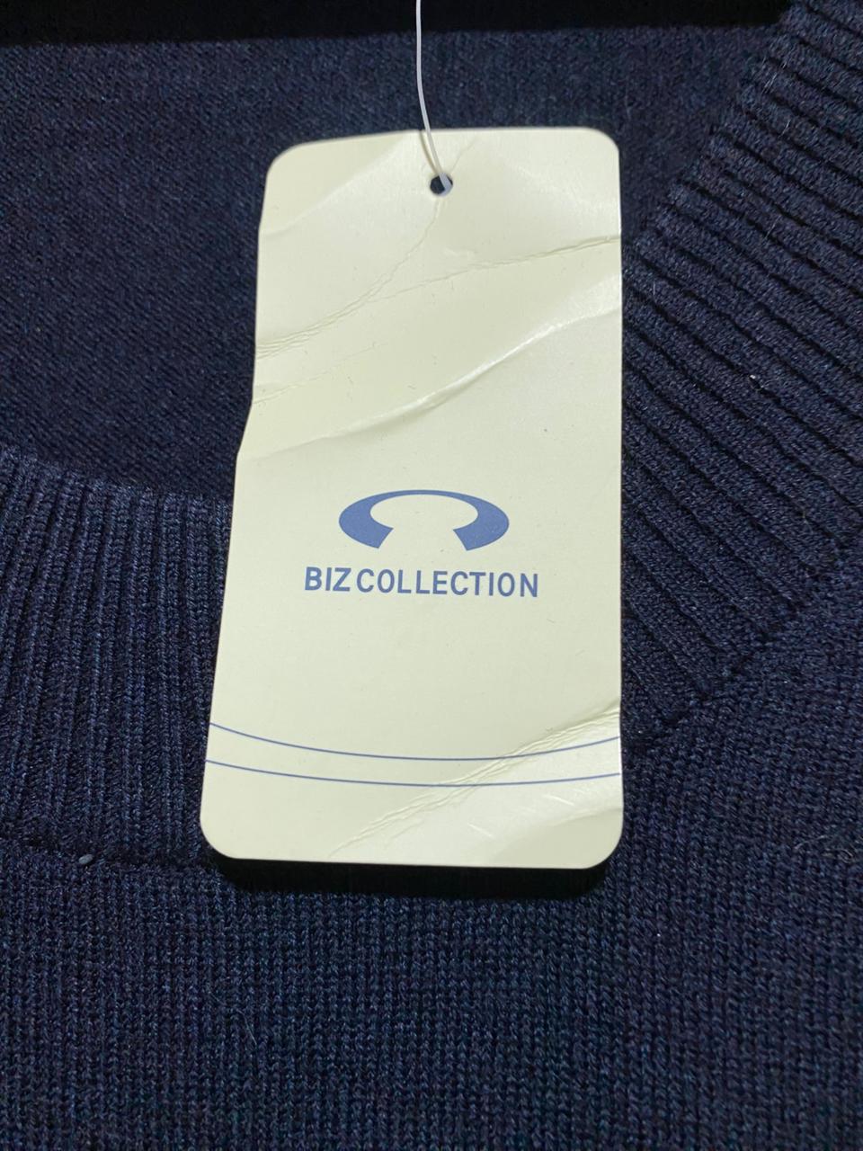 BIZ COLLECTION |L| BUST 17| Navy Blue 3/4-Sleeve Knit Top or Light Sweater