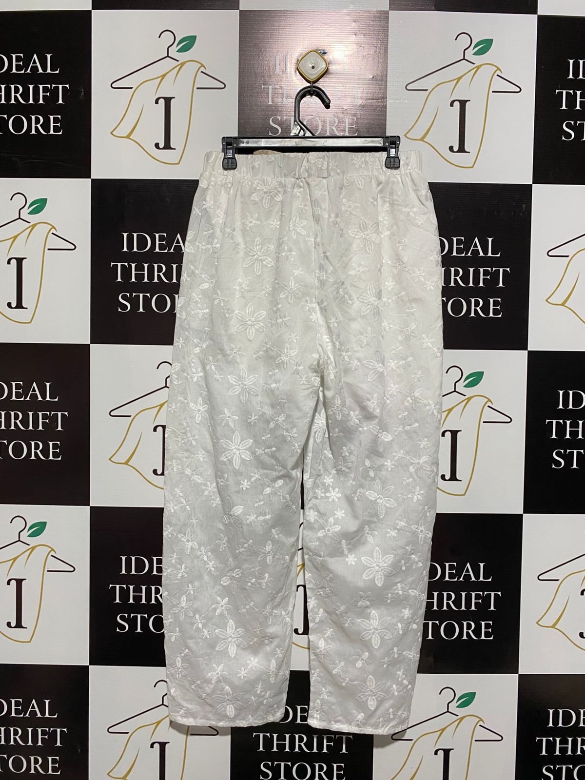 EMERY ROSE|L|WASIT 30|C1| WHITE EMBROIDERED WIDE LEG PANTS