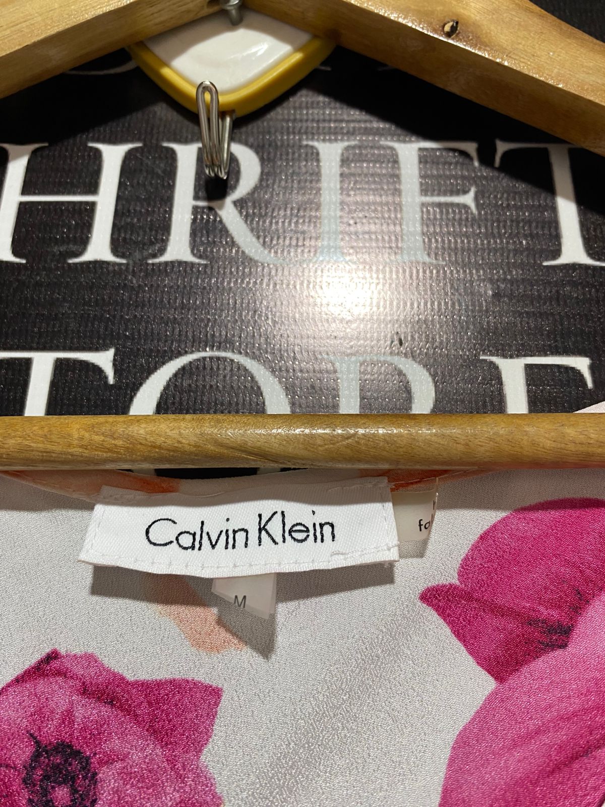 CALVIN KLEIN |L| White, Pink, And Orange Floral Print Matching Set