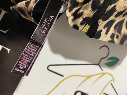 VICTORIA'S SECRET |S| BUST 16| Knockout Sports Bra