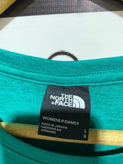 THE NORTH FACE |L| BUST 19| C1| Short-sleeve, crew-neck, likely with a relaxed or regular fit