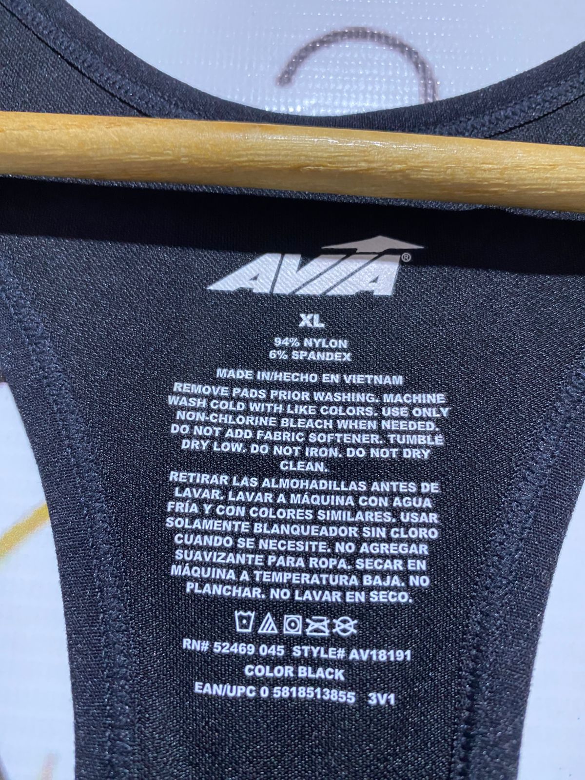 AVIA |L| BUST 13| Zip-Front Sports Bra In Black