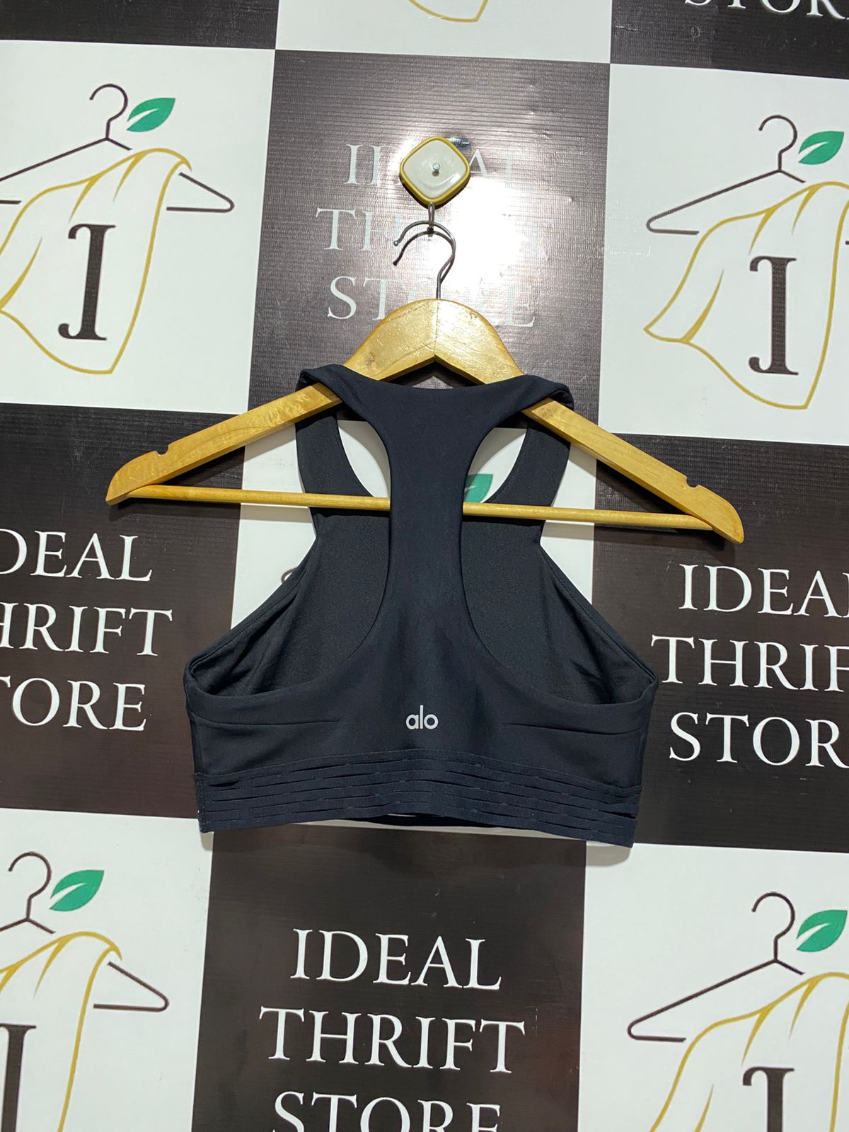 ALO |S| BUST 13| Alosoft Serenity Bra in Black