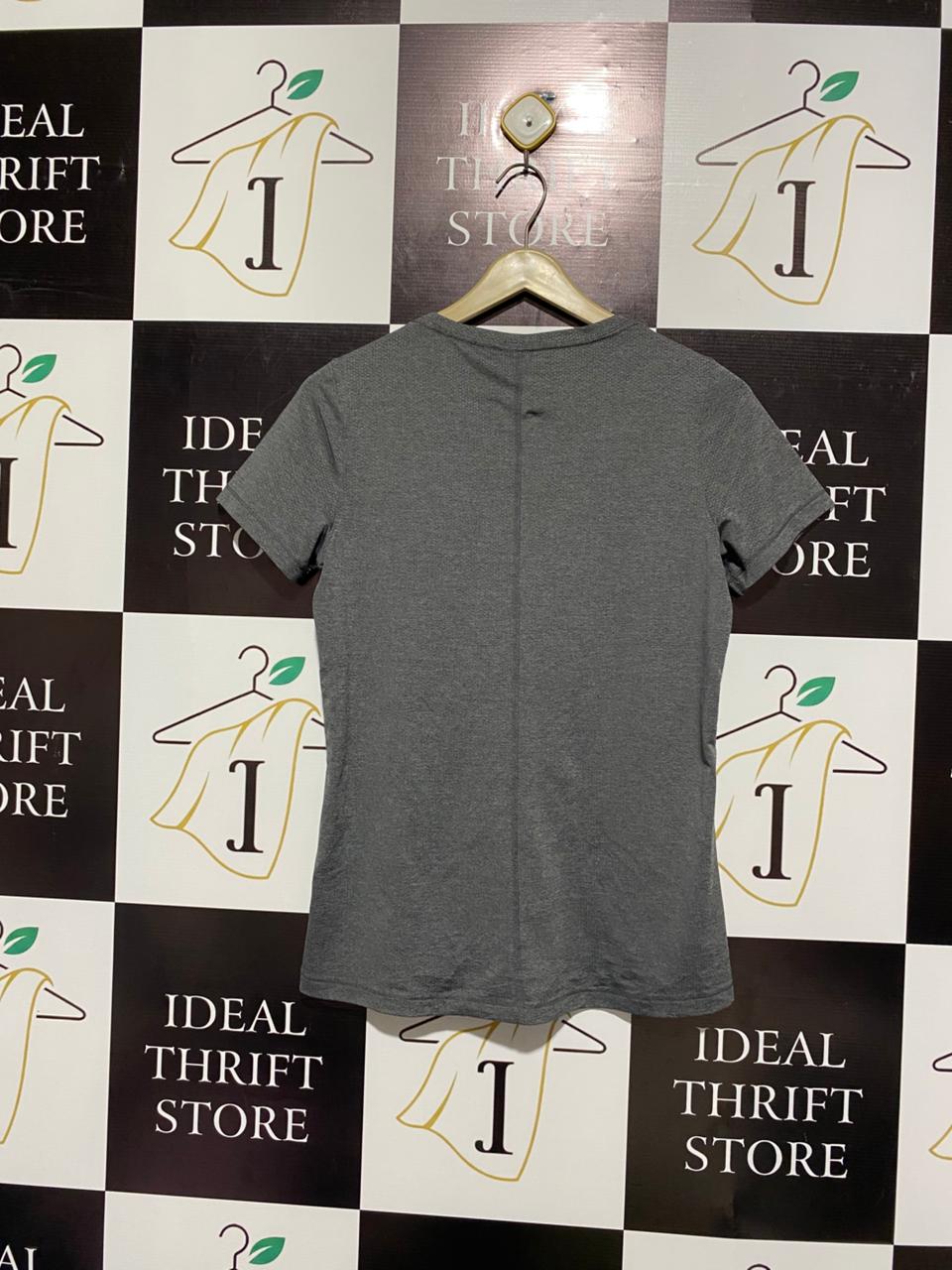 UNDER ARMOUR |M| BUST 17|  Women's Tech™ Crewneck Short Sleeve Tee