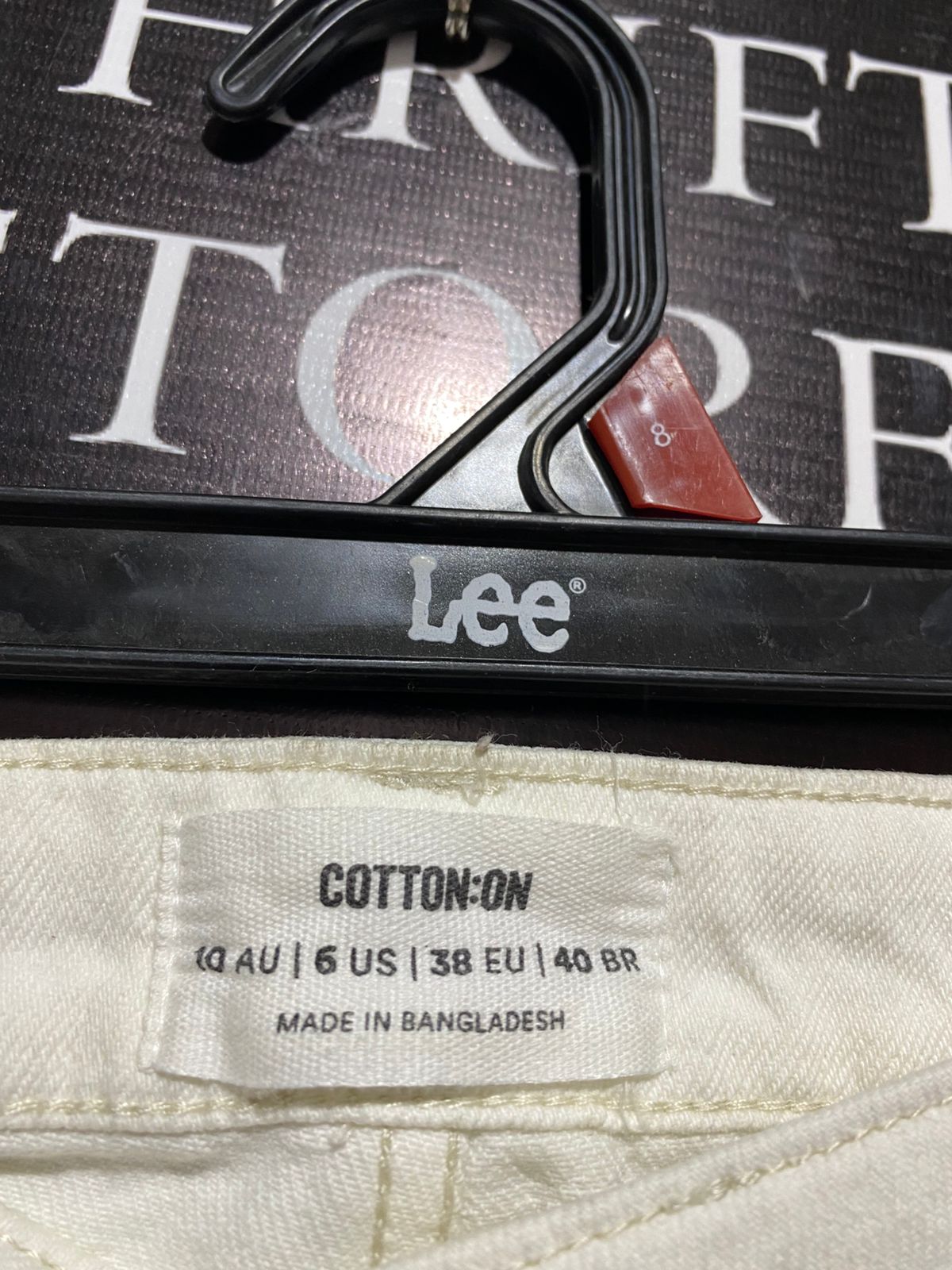 COTTON ON |L| WAIST 30| white or ecru utility jeans with a red heart embroidered pattern