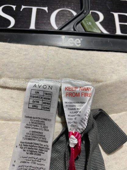 AVON |L| WAIST 30| C8| Cream or Oatmeal-Colored Quilted Jogging Pants