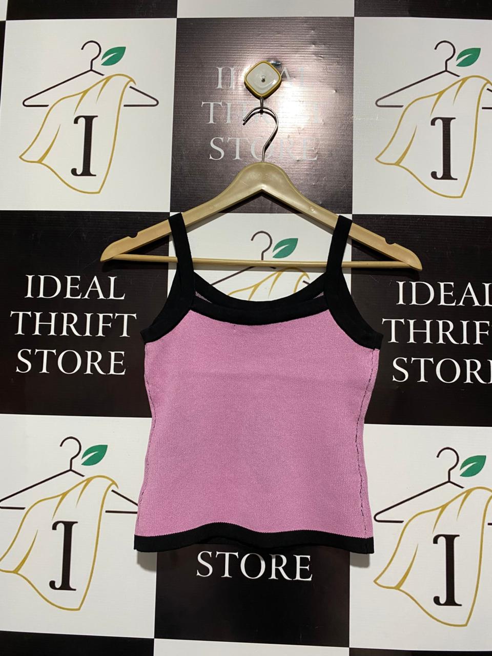 11SH97 |M| BUST M| Pink and Black Star Graphic Knit Crop Top