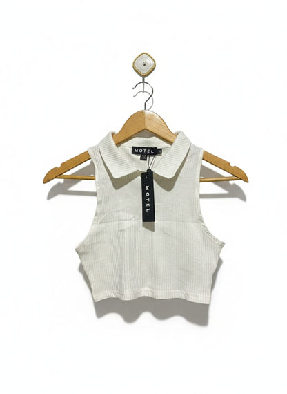 MOTEL |S| BUST 13| White Ribbed Collared Crop Top