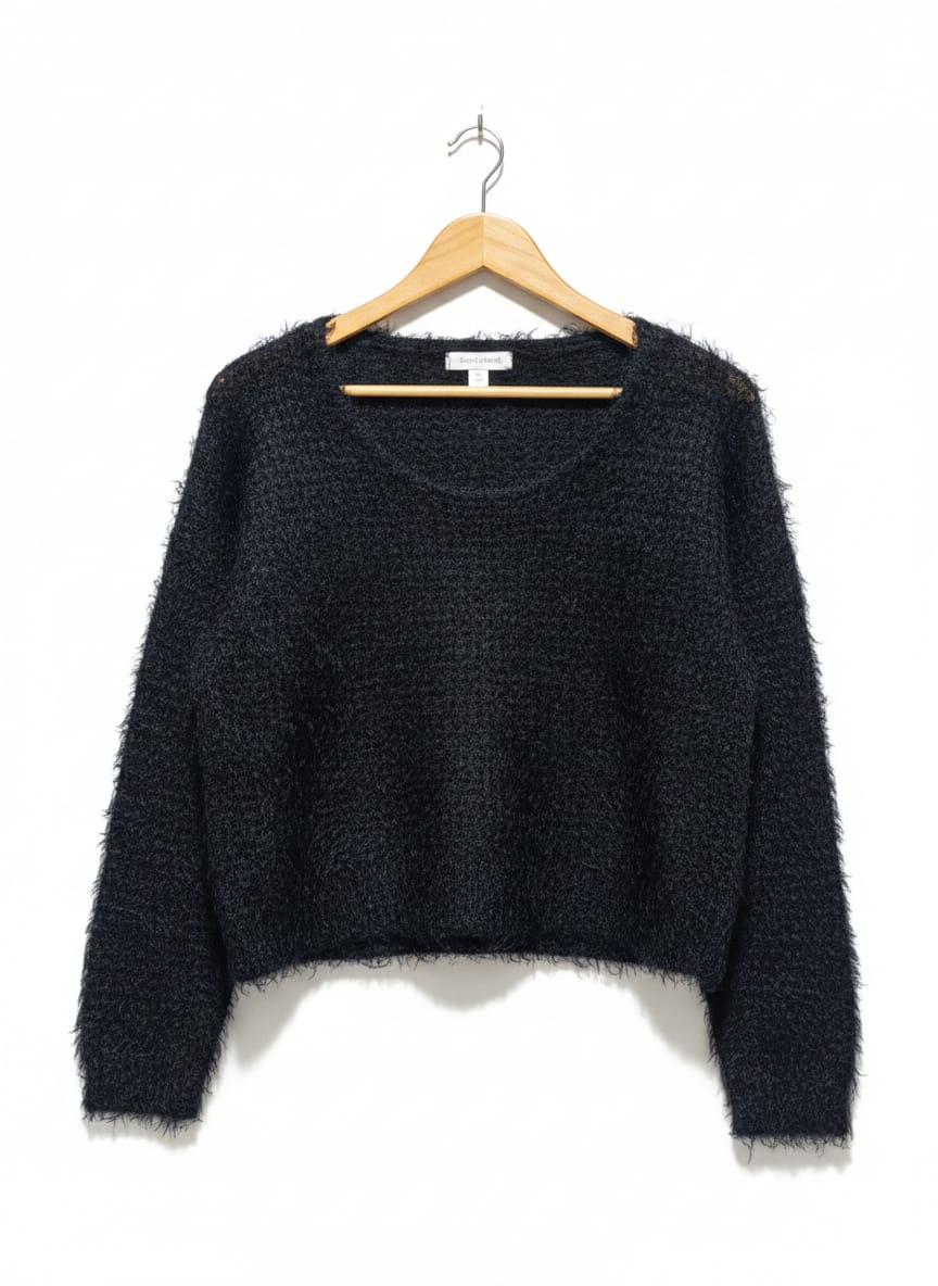 WHITE CLOSET |L| BUST 23| Black Fuzzy or Eyelash Knit Cropped Sweater