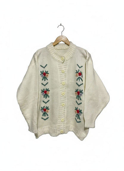 Cream or Off-White Knit Cardigan |L| BUST| 20|