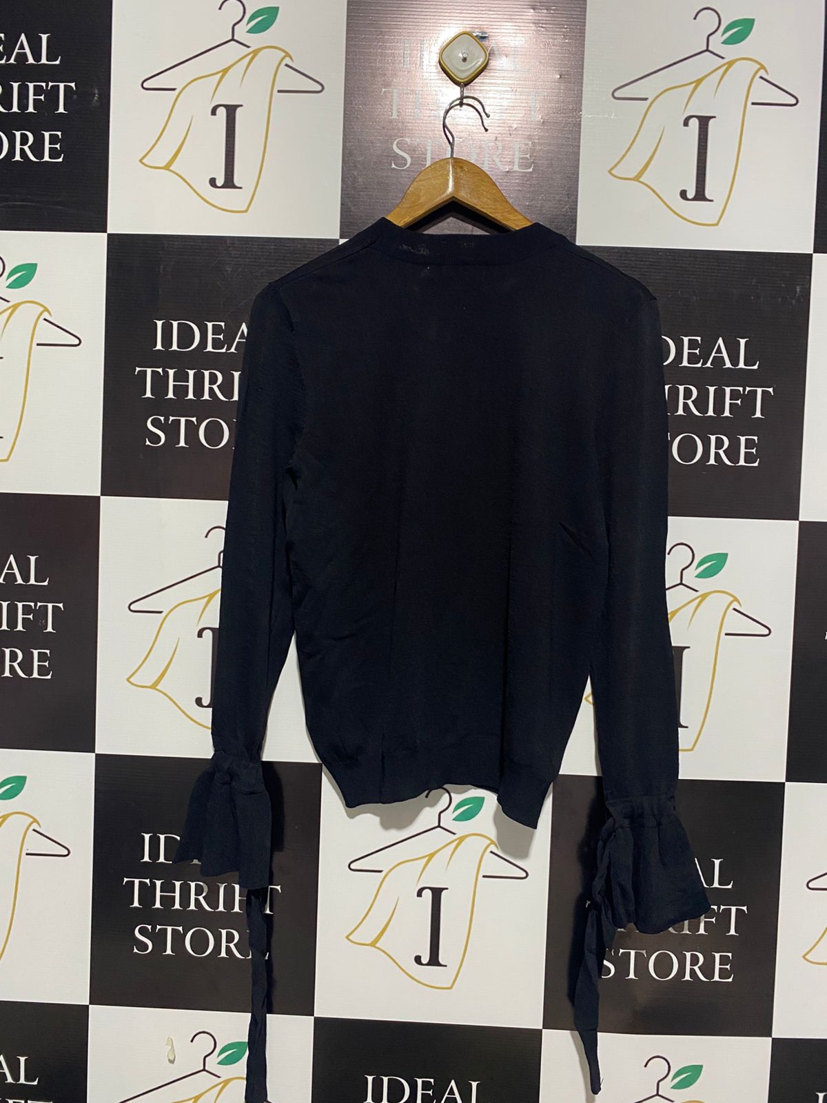 ATMOS & HERE |M| BUST 18| B12|  Black Crewneck Sweater